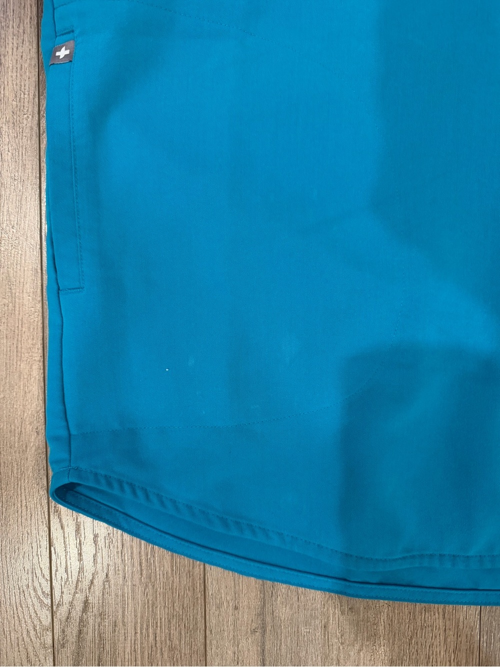 Figs Scrub Set Rafaela Top & Zamora Bottoms - Teal Blue - Picture 4 of 14